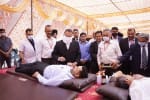 पंजाब एवं हरियाणा हाईकोर्ट में रक्तदान करते लोग।