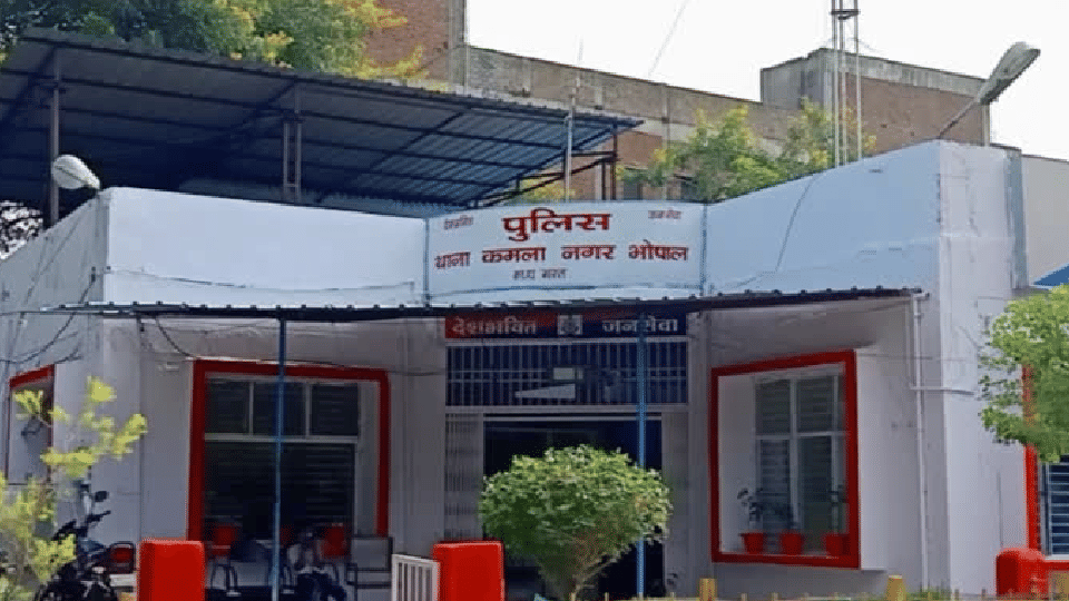 23 year old woman raped on pretext of marriage in Bhopal accuse booked