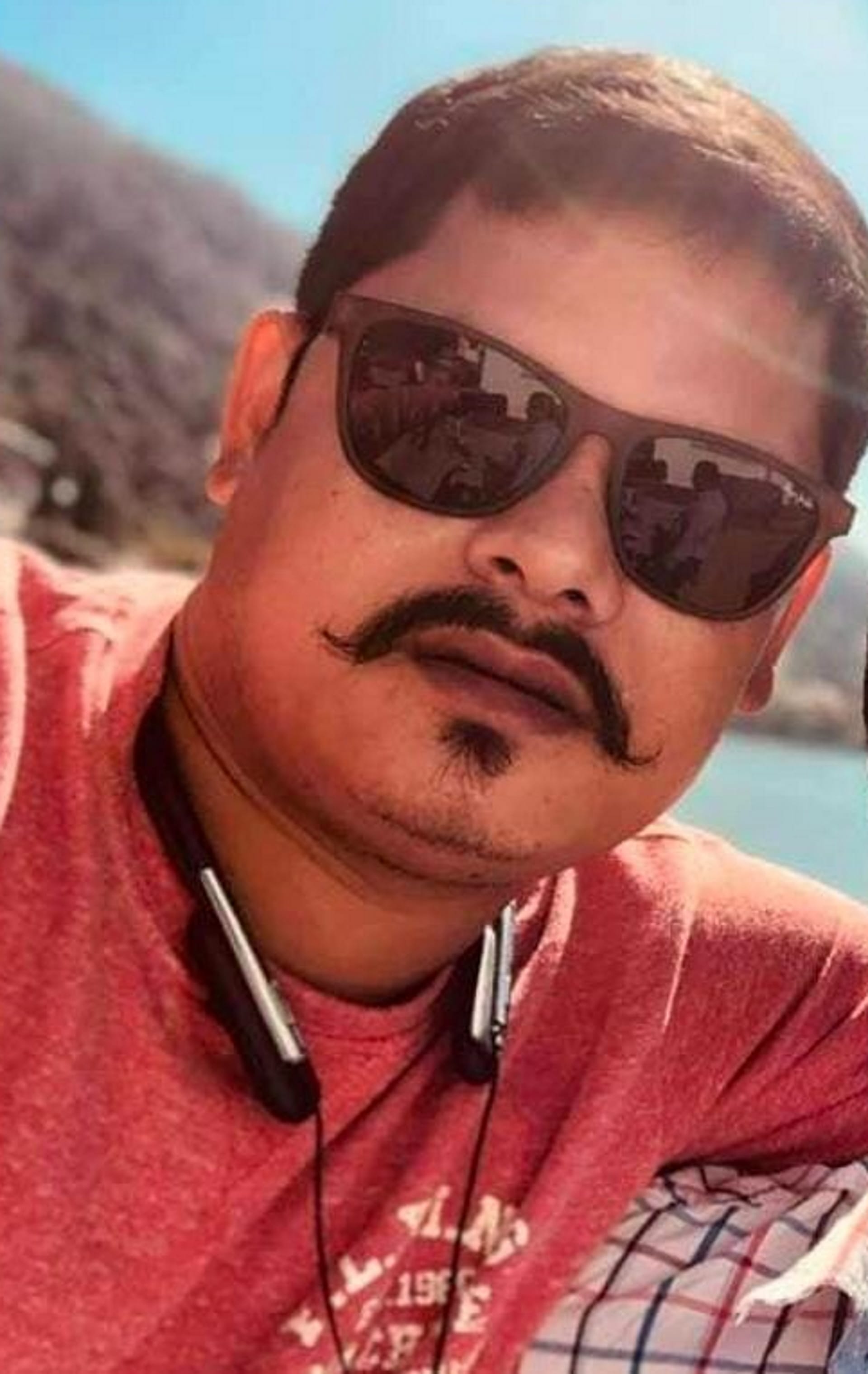 BJP leader shot dead in udham Singh Nagar, innocent children crying and asking about father, See Photos