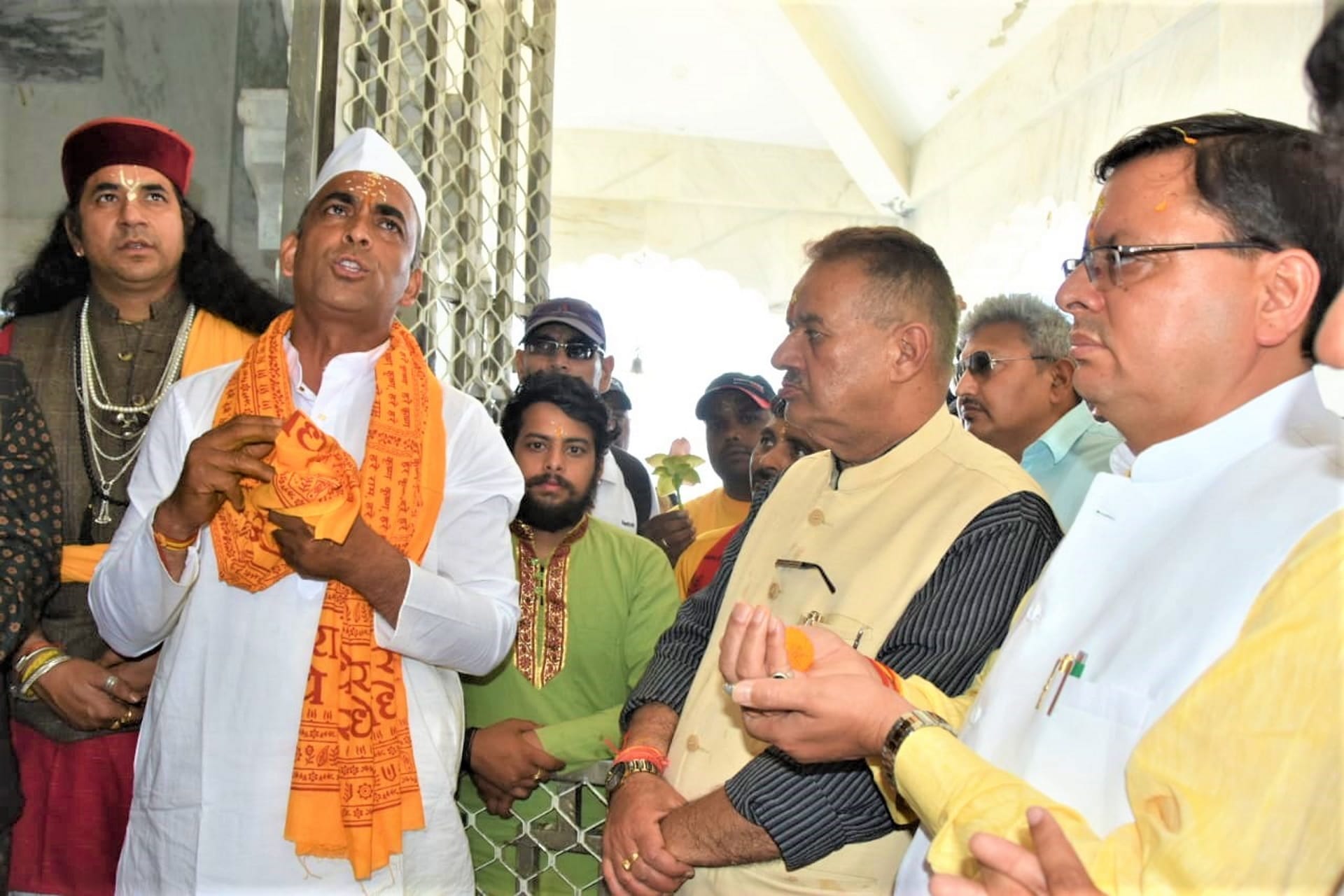 CM Pushkar Singh Dhami and cabinet minister danced, increased enthusiasm on artists, Bhadraj Mela became memorable, See Photos