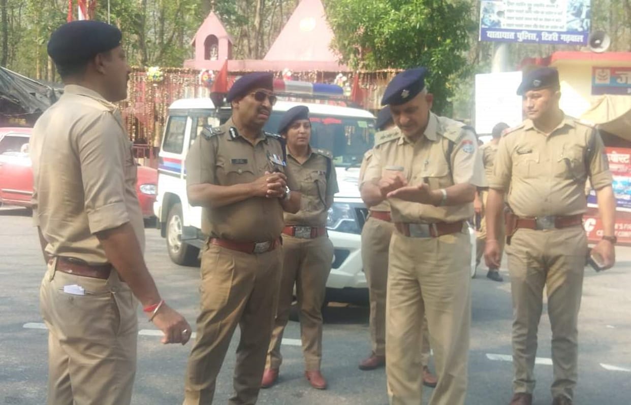 Chardham Yatra 2022, DGP Ashok Kumar said-  Devotees should be patient, can visit Chardham in September-October too