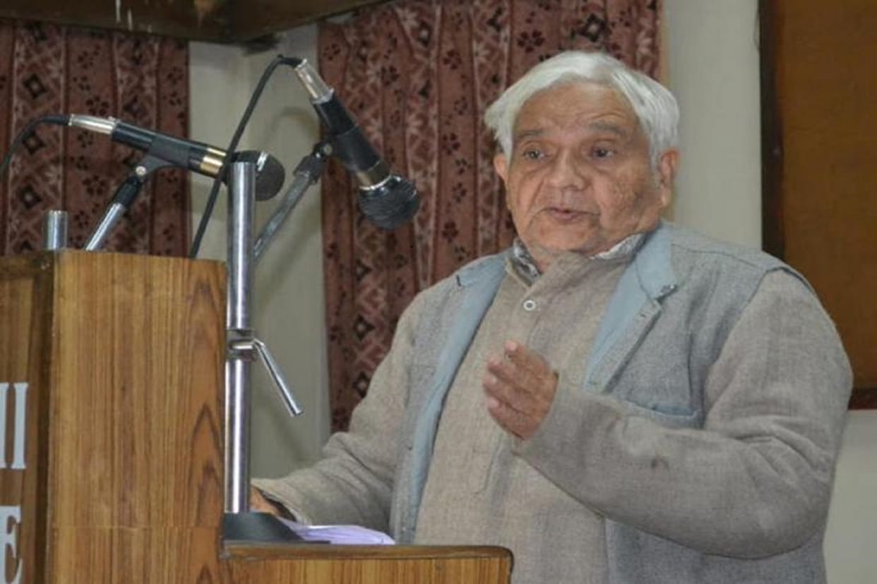 Dr. Vishwanath Tripathi and Nirmala Jain got JC Joshi Smriti Shabd Sadhak Award
