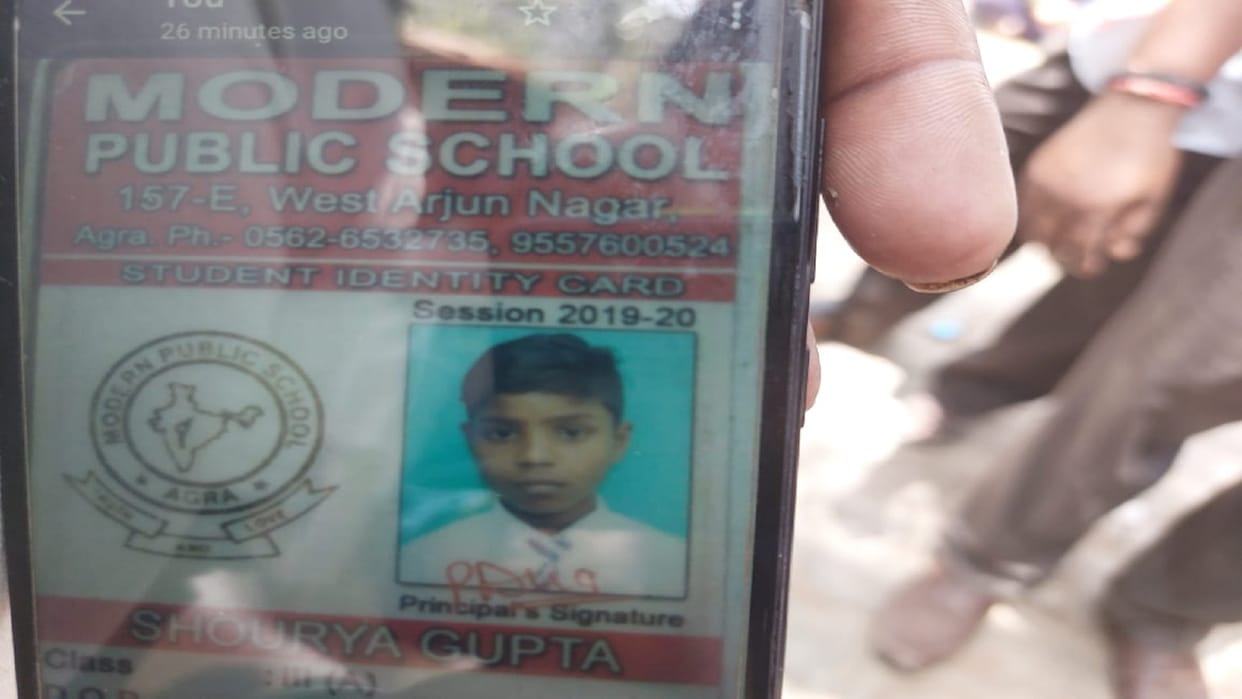 child died due to drowning in pond in agra