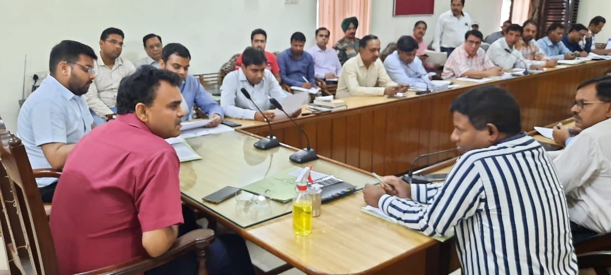 30 lakh 30 thousand lakh saplings will be planted in the district