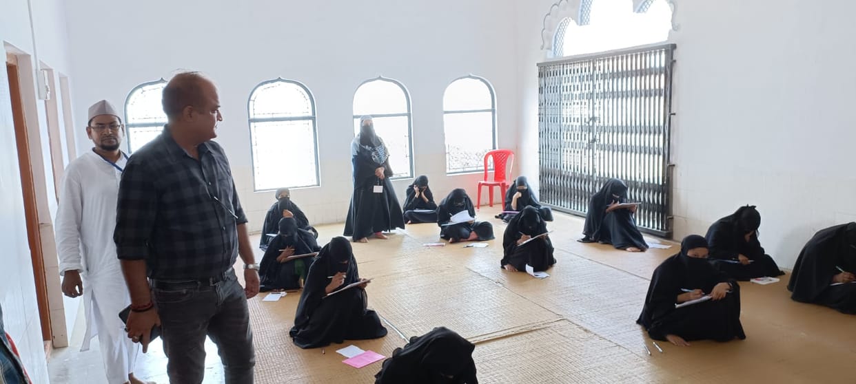 1217 candidates left the exam on the first day