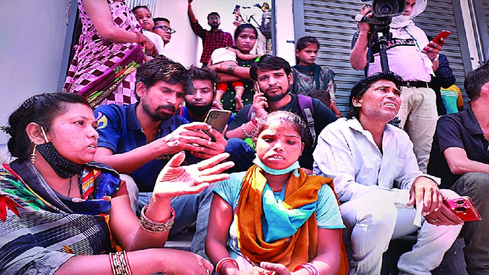 Fire in Delhi destroyed many houses, the pain will remain for a long time