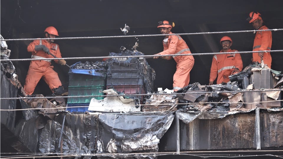delhi mundka fire former lineman claims 27 lives could have been saved if manager consider my advice