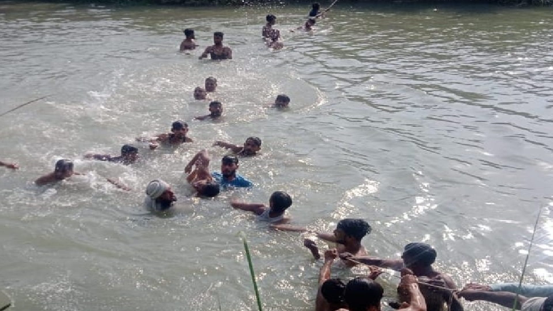 Shamli News: two brothers has died by drowned in yamuna river see photos