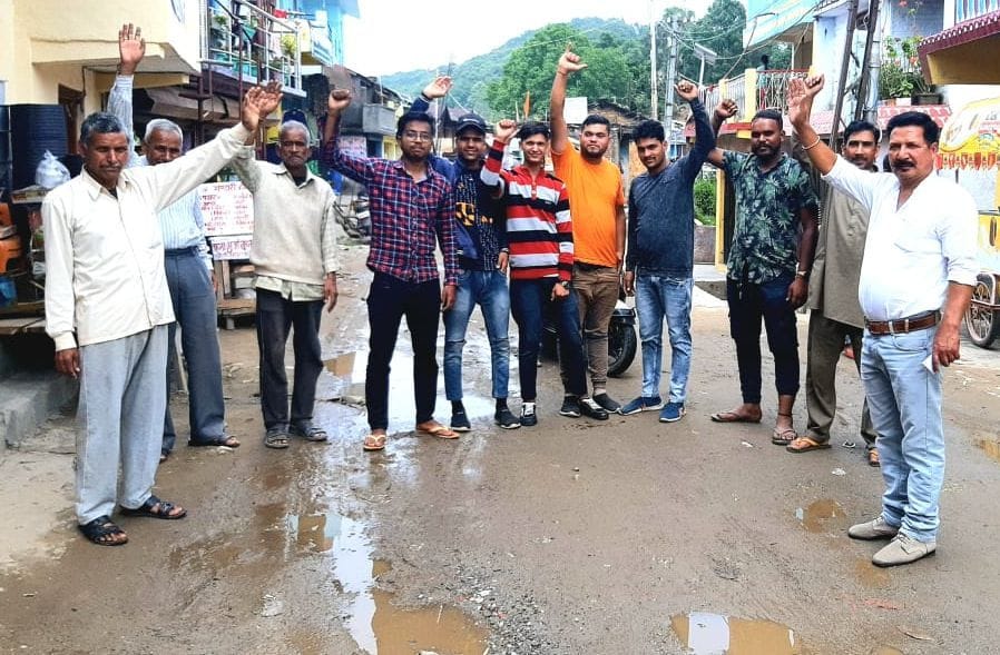 More Holes in Pulhindola Road