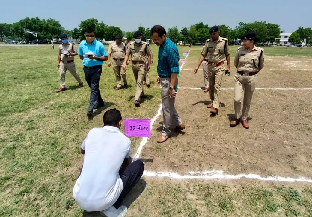 Brokers can be active in police recruitment exam