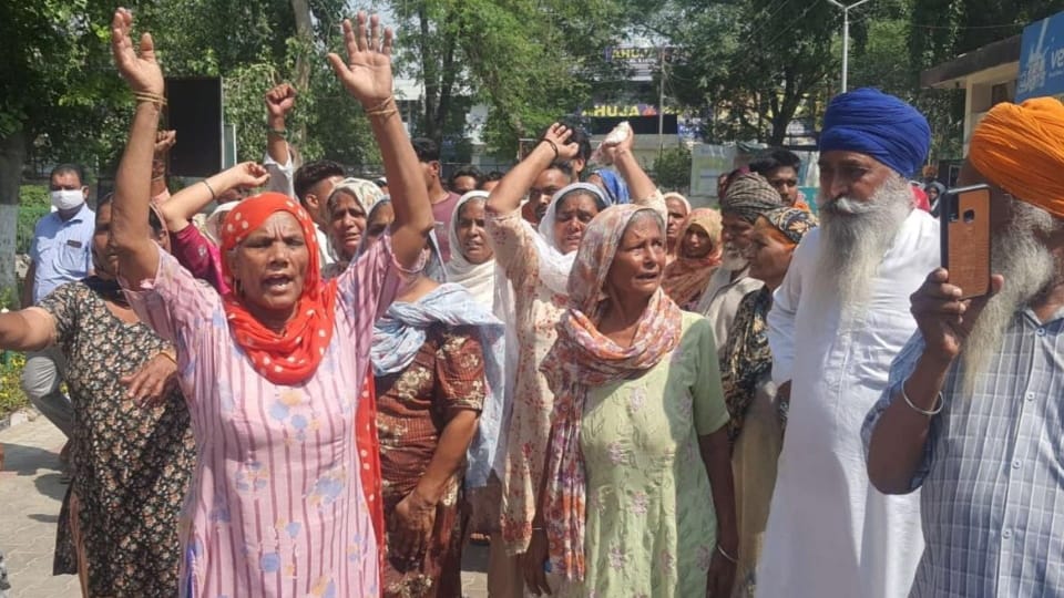 Man Commit suicide in rajpura