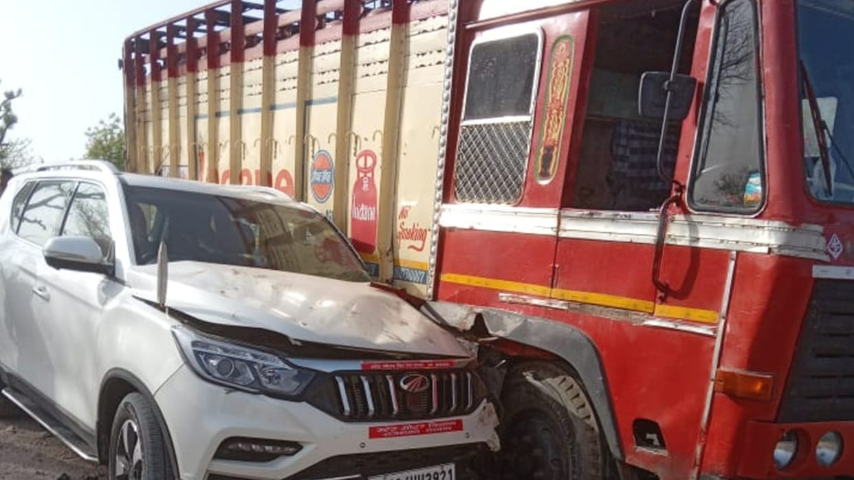 car of rajasthan minister Saleh Mohammad collided with truck near Jodhpur