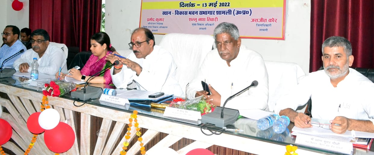 Warned the officers of the Electricity Corporation, keep soft eyes on the farmers