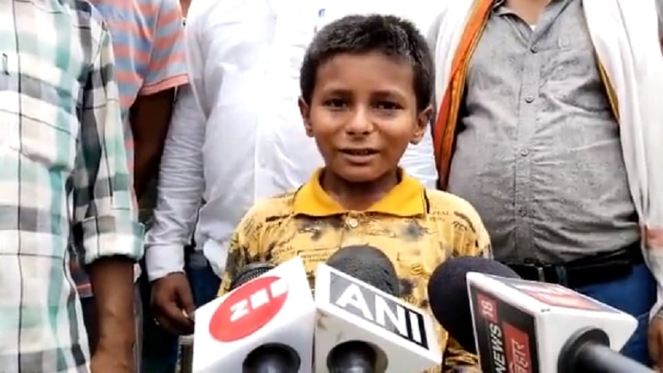 BJP leader Sushil Kumar Modi and Tej Pratap reach out to boy who made news for seeking help from Nitish