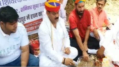 Lawyers protest in Udaipur amid Congress Nav Sankalp Shivir