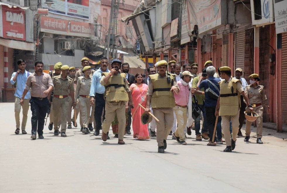 Gyanvapi masjid Survey updates Masajid committees key opened  locks of two rooms in basement one lock broken