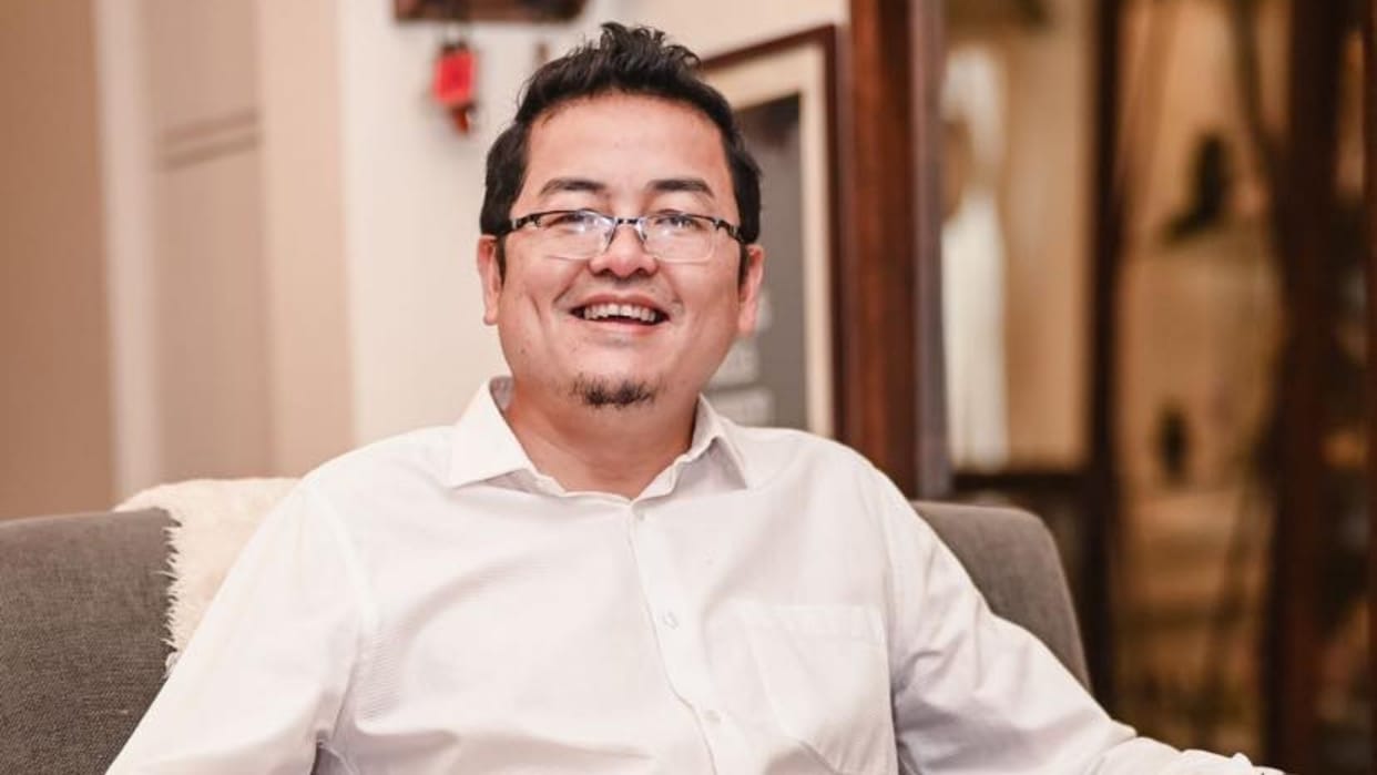 Hamro Party chief Ajoy Edwards says separate Gorkhaland state is a long term vision to be achieved non violently and focus on good governance in Kolkata