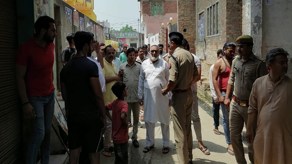 murder of young man with scissors in salon shop at amroha