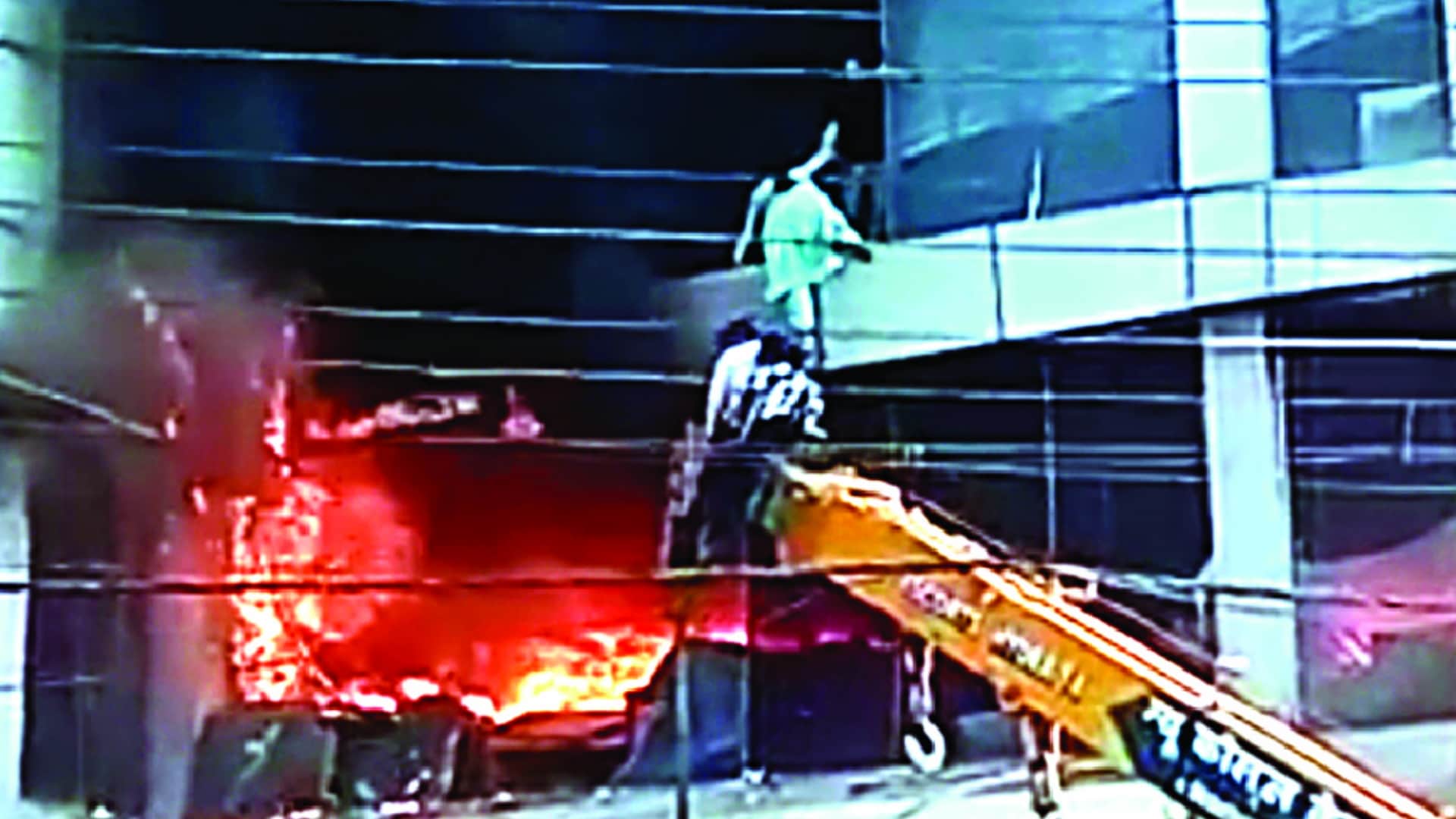 delhi mundka fire fire service department informed 40 minutes late about the fire break out