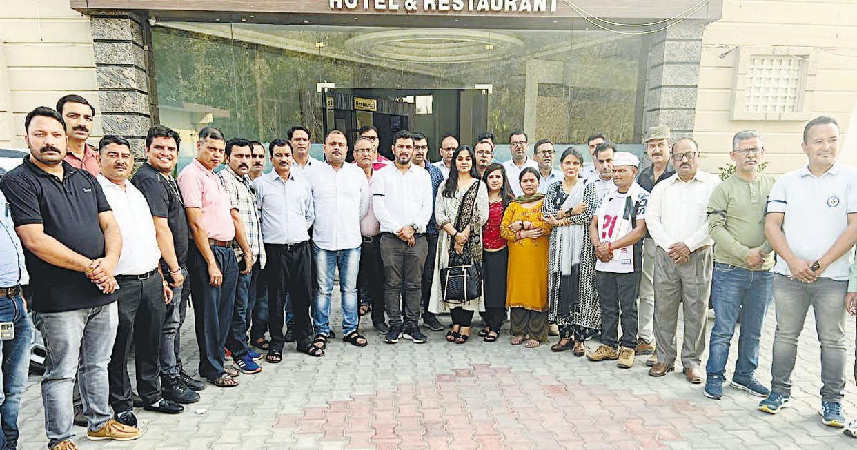 employes decided to aggitation in capital