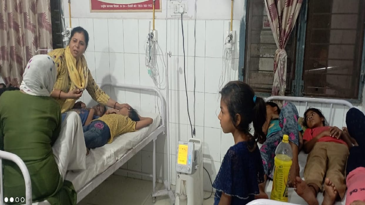 Fifteen girl students of kasturba gandhi residential school fall ill due to food poisoning in hapur