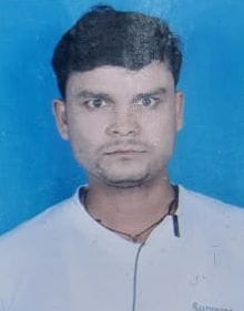 hardoi news,Bike rider dies due to pickup collision in road