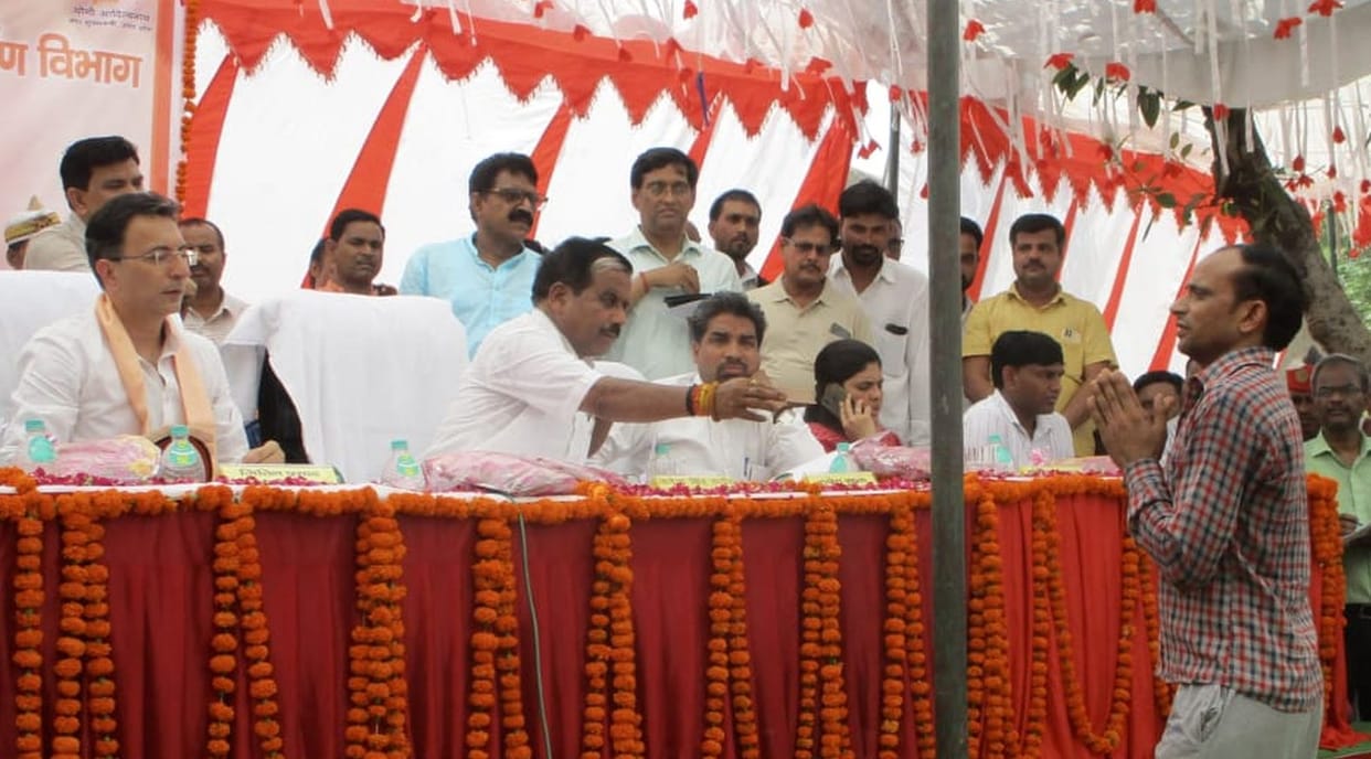 chaupal,farrukhabad news,prabhari mantri,jitin prsad