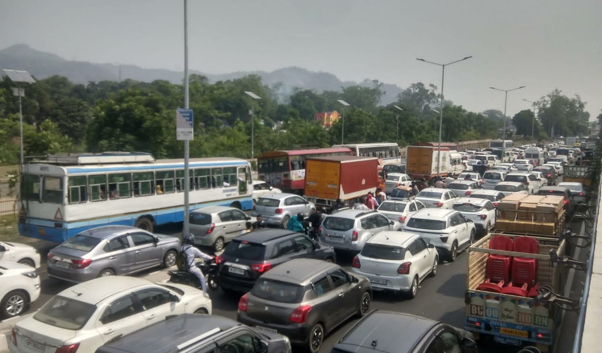 Chardham Yatri will get relief from jam soon TransportMinistry will install Traffic Incident Management System