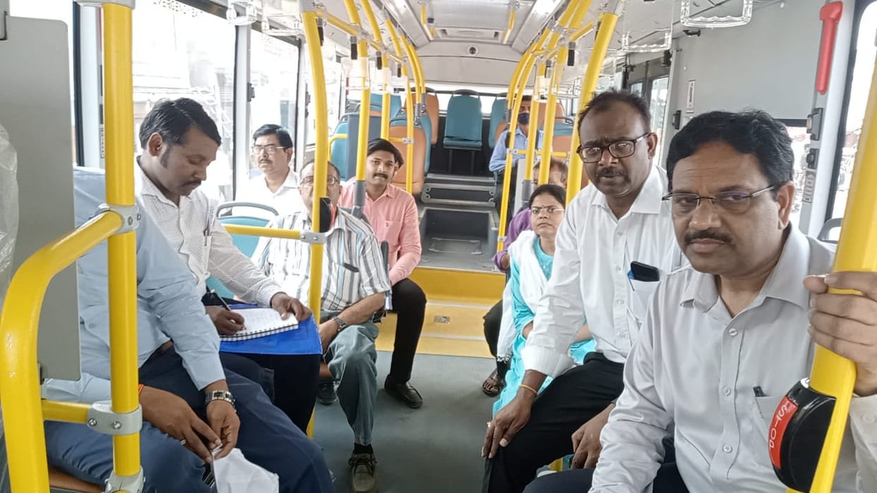 Special Secretary took feedback from passengers traveling in e-bus