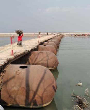 Sharda river water level increased, vehicular traffic stopped