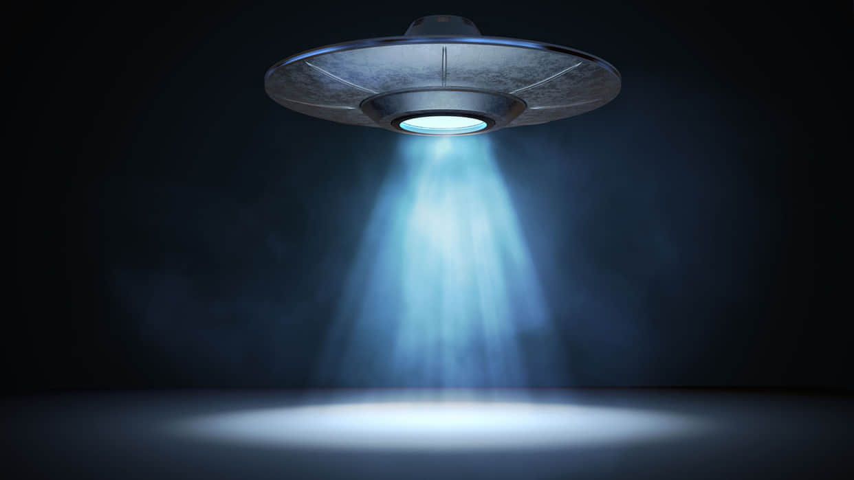 mysterious object in sky fighter jets pilots chase know the mystery behind it