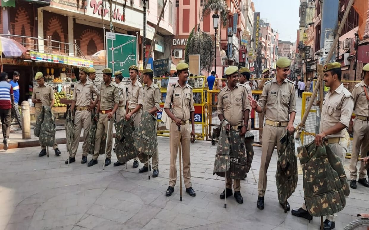 Gyanvapi Masjid Survey LIVE Second day kashi vishwanath temple mosque dispute latest update videography in campus