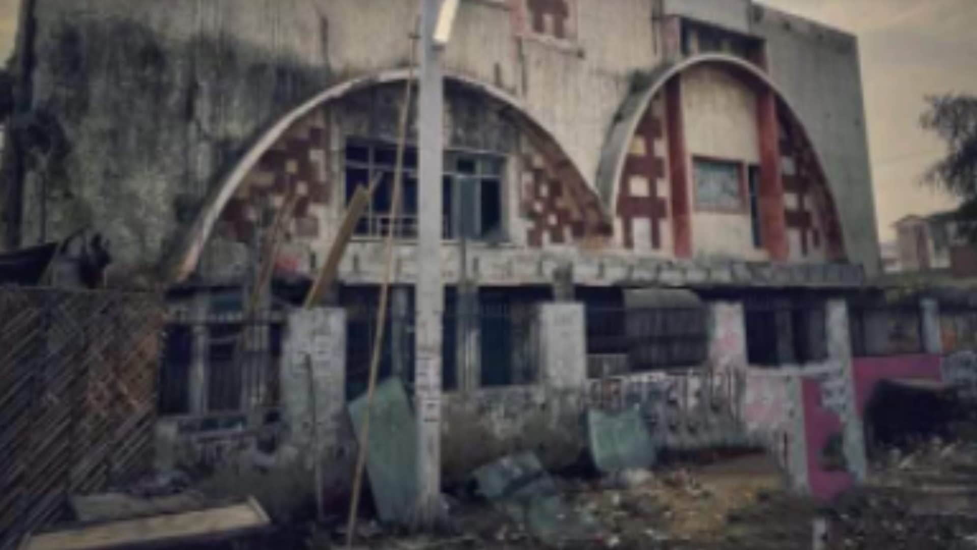 Famous Apsara cinema of Meerut demolished, Actor Prithviraj Kapoor  also used to do theater here