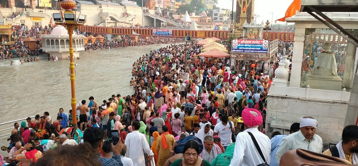 police held a meeting regarding diversion and parking arrangements regarding Somvati Amavasya bath in Haridwar