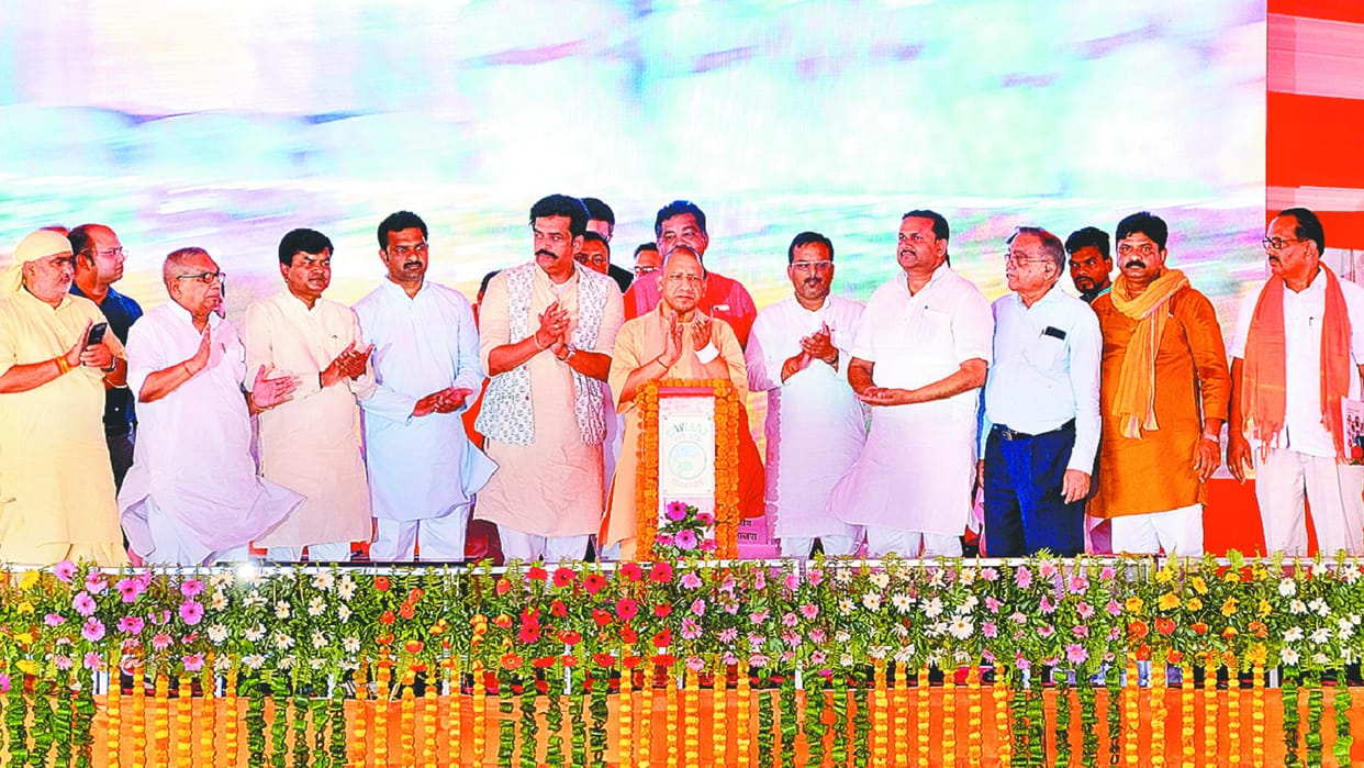 PM Modi will lay the foundation stone for investment projects worth 75 thousand crores