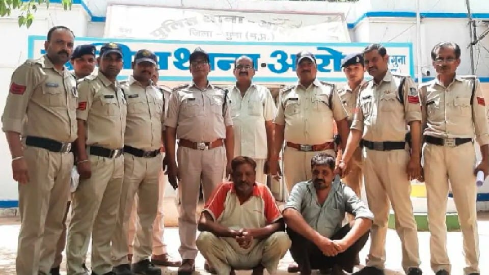Policemen Killed in Guna: Names and addresses of seven accused open, Naushad's brother and father also arrested, government rifle recovered