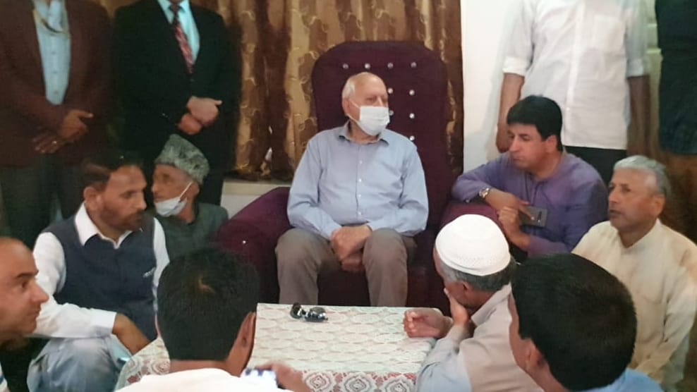 jammu kashmir ex cm Farooq Abdullah said Kashmir files created hate in india also rained on media