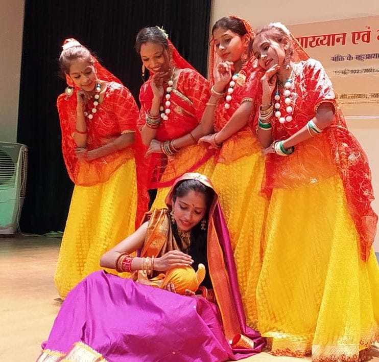 Lecture given on the role of Lakshman in the cultural evening