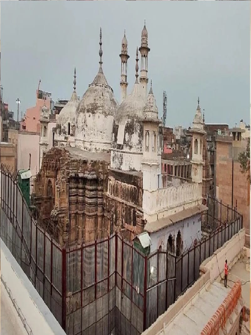 1800 devotees gathered for worship in Gyanvapi
