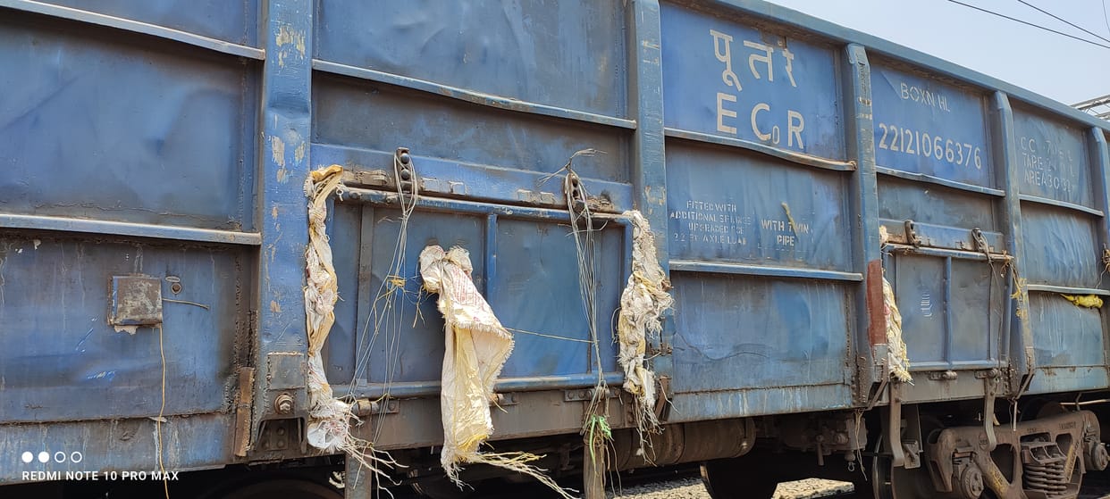 Coal reaching the projects from dilapidated bogies
