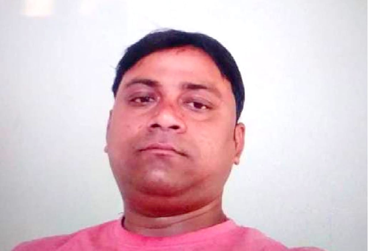 Dead body of a young man found hanging in the house in Etawah