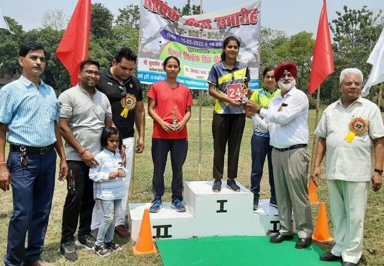 Geeta, Kunal win in 100 meters race