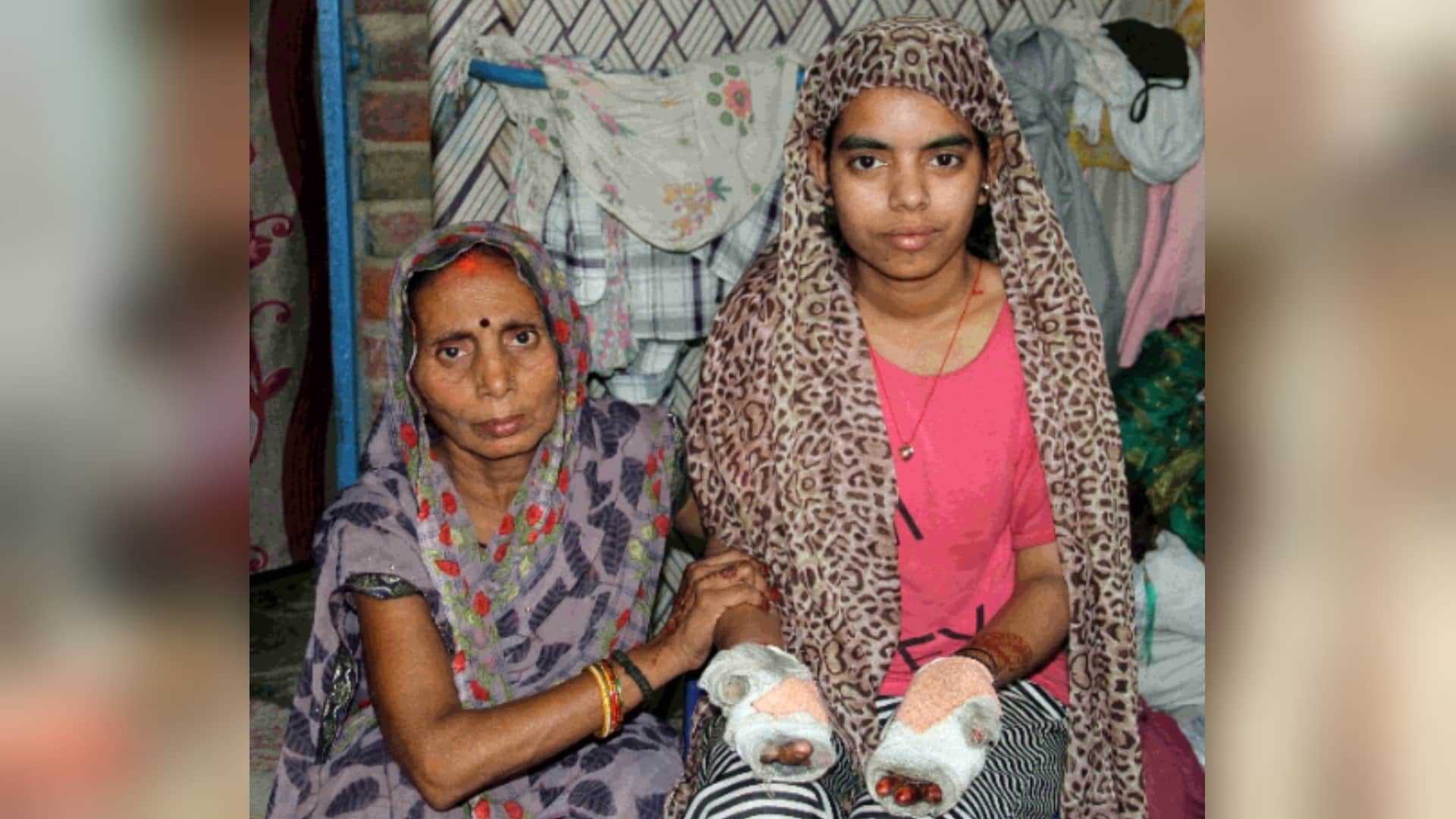 Delhi Mundka Fire bhagya vihar more than 10 daughters use to work in company many still missing