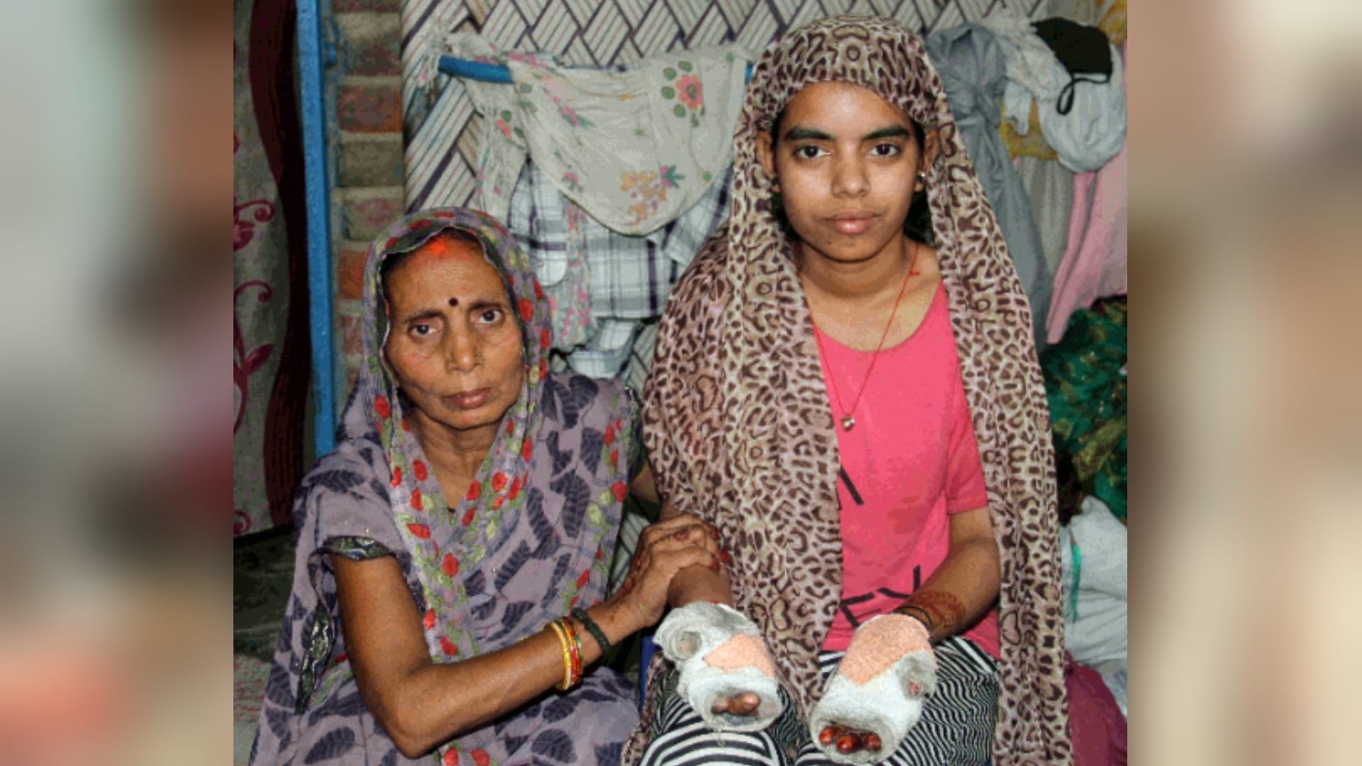 Delhi Mundka Fire bhagya vihar more than 10 daughters use to work in company many still missing