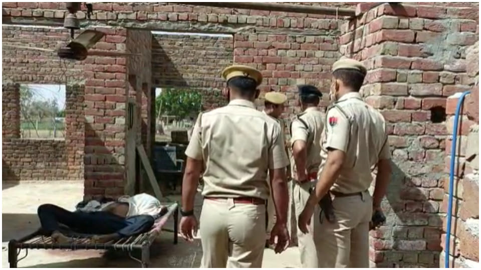 Youth killed by slitting his throat in Dausa