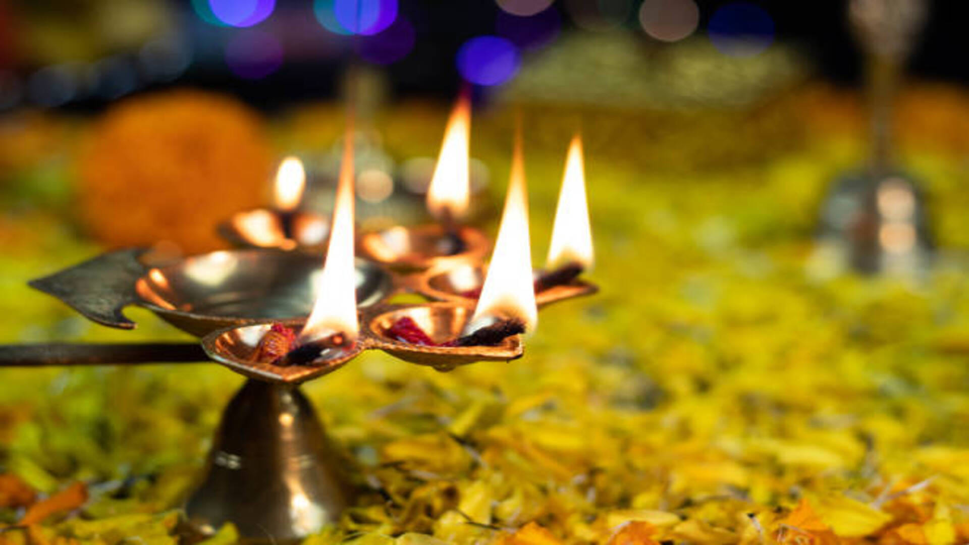 Ravivar Ke Upay Remedies On Sunday To get rid of debt and happiness prosperity in life