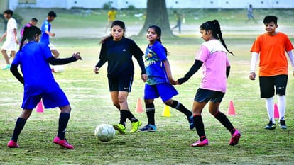 Football: Government machinery is in turmoil, yet daughters will score goals