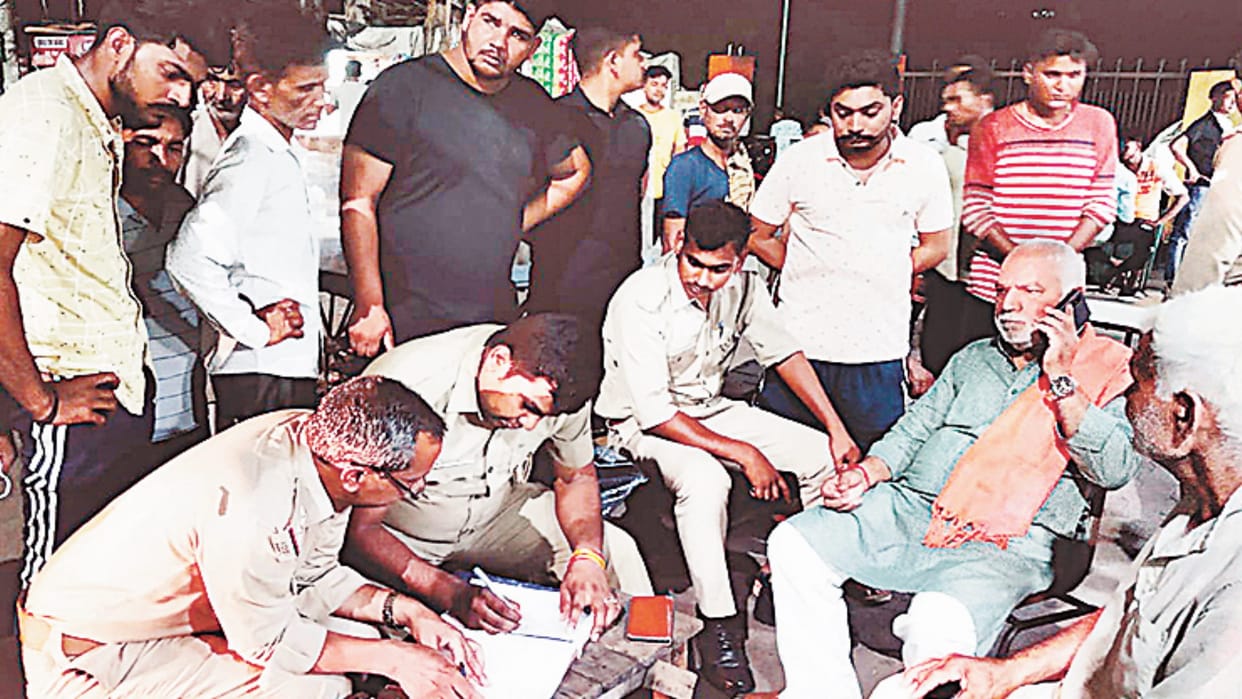 Murder in Meerut: MBA student returning after giving complaint in police station sht dead