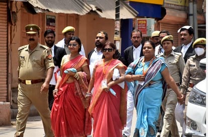 Banaras Bar Association Advocates will abstain from judicial work today in protest against Special Secretary letter