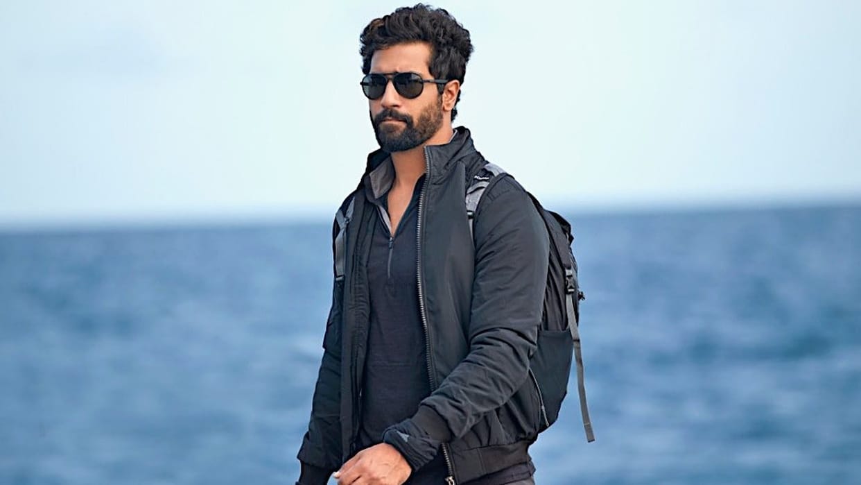Celebrity Lifestyle Vicky Kaushal Birthday Special Know His Net Worth Car Collection House Income Lifestyle in Hindi